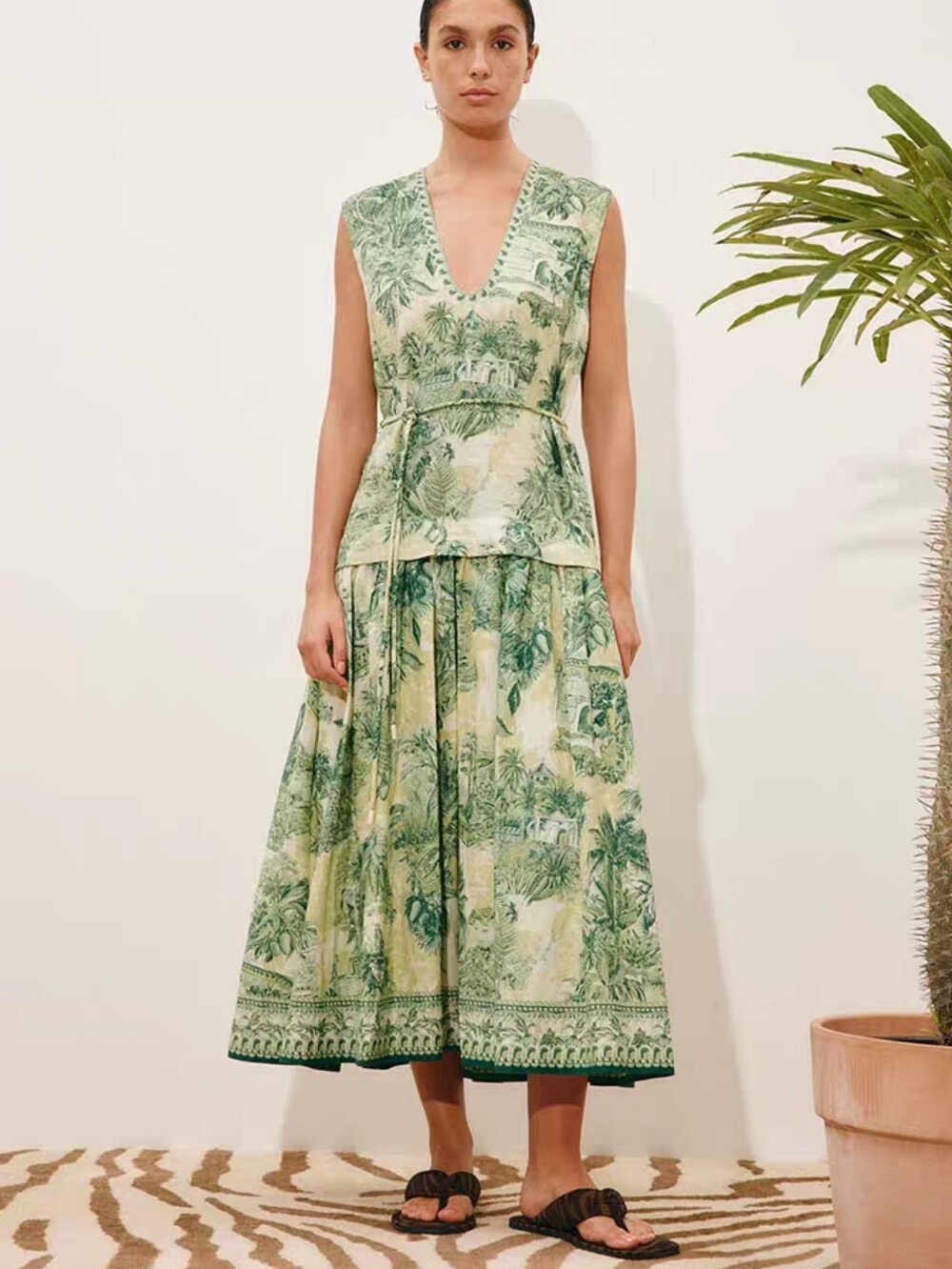Alemais sara midi dress US 2 - Picture 2 of 9